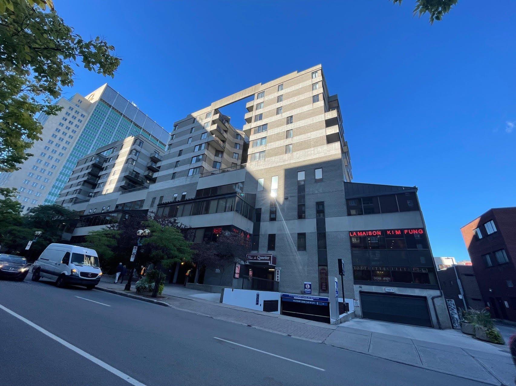 









1081


Rue St-Urbain

, 207,
Montréal (Ville-Marie),




QC
H2Z1K8

