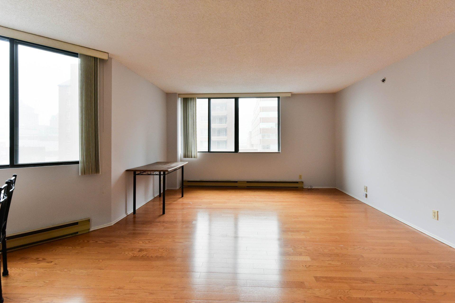 









1081


Rue St-Urbain

, 207,
Montréal (Ville-Marie),




QC
H2Z1K8

