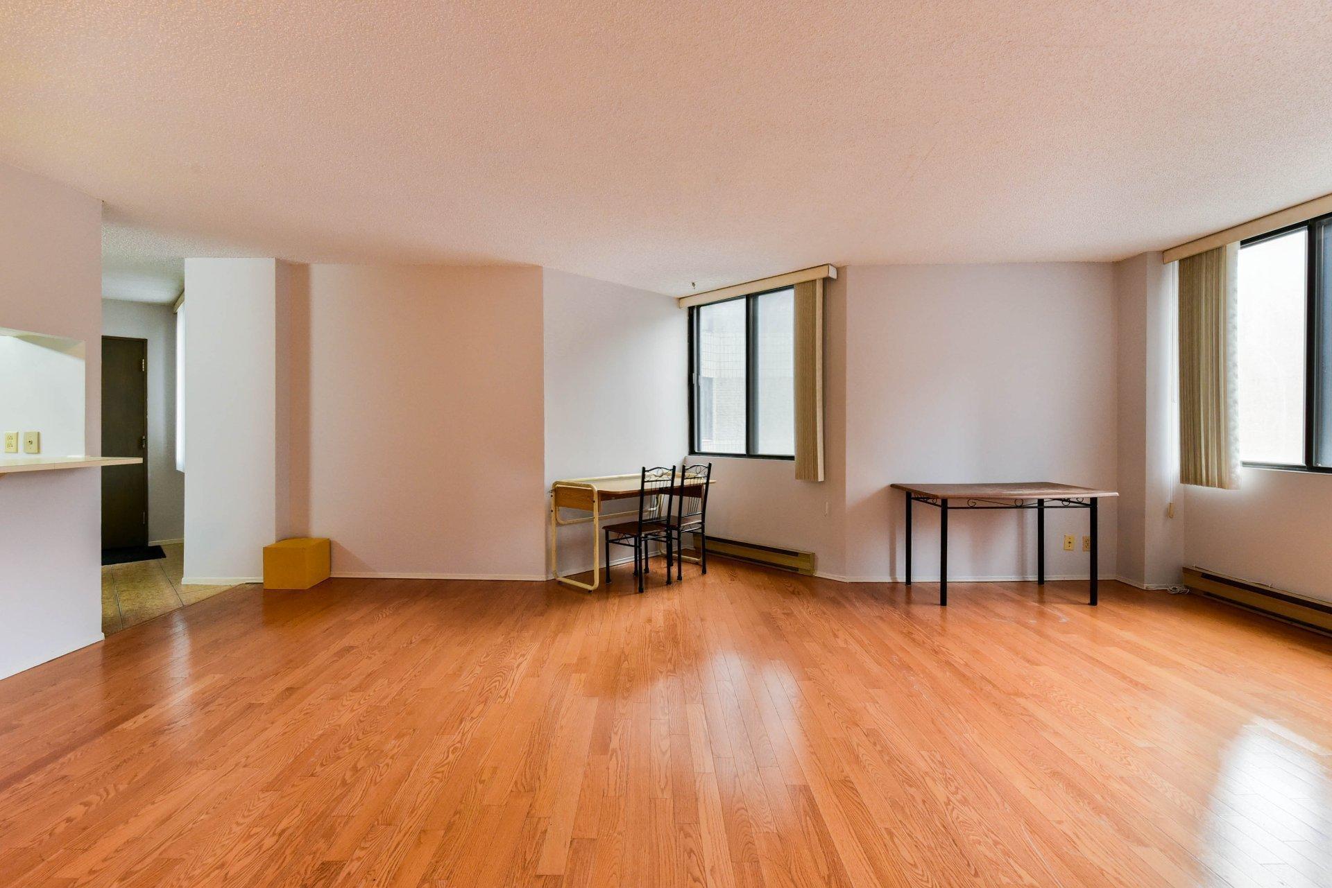 









1081


Rue St-Urbain

, 207,
Montréal (Ville-Marie),




QC
H2Z1K8

