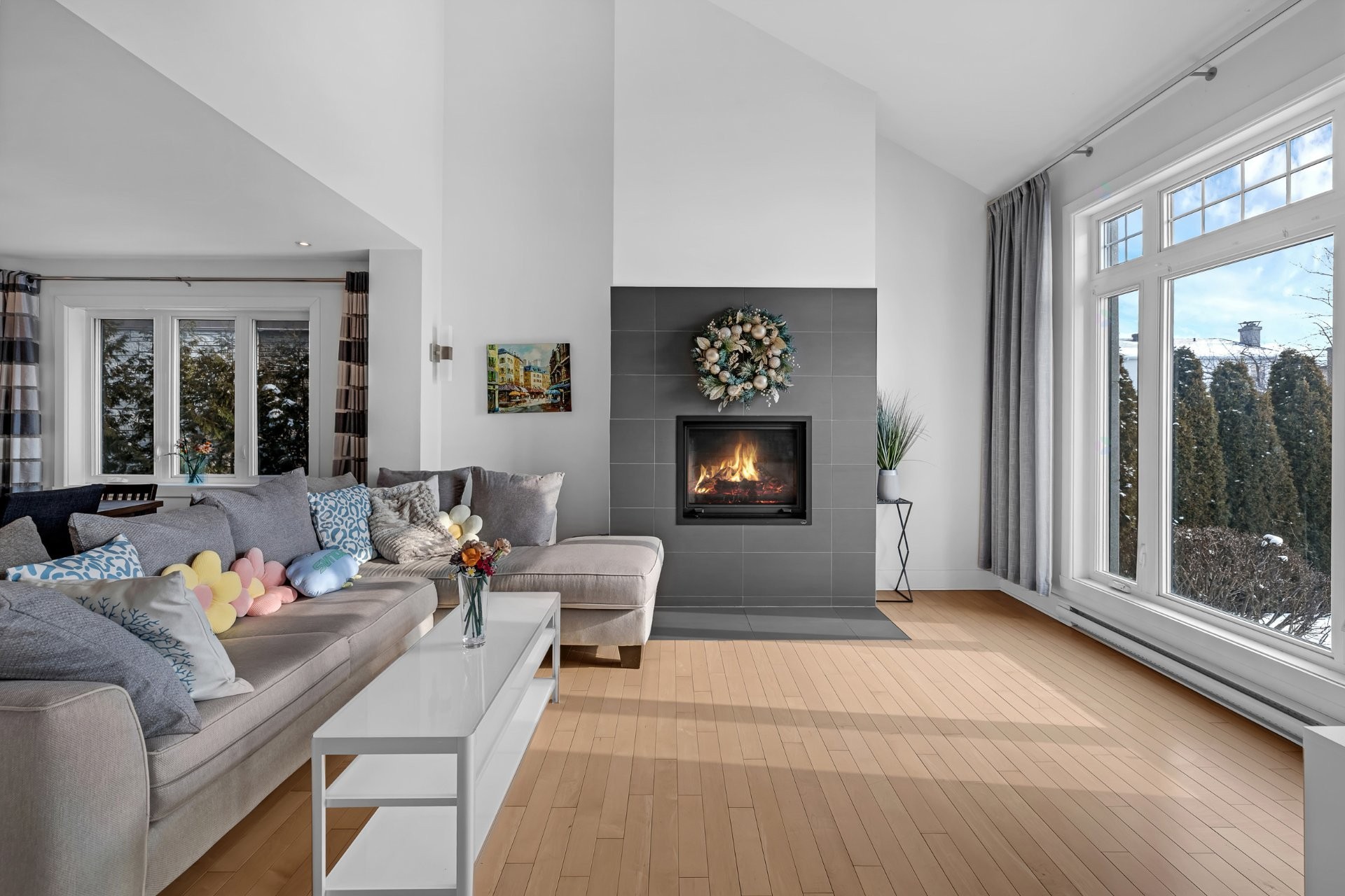 









3925


Rue Oslo

,
Brossard,




QC
J4Y2V5

