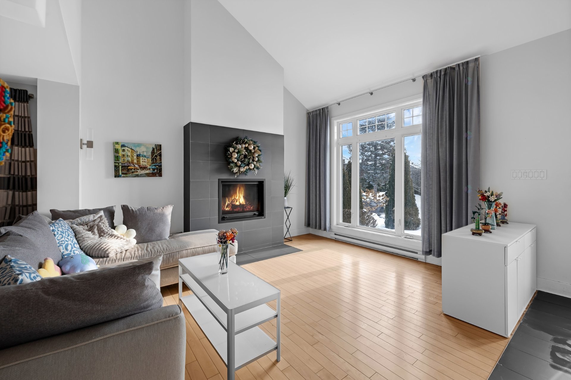 









3925


Rue Oslo

,
Brossard,




QC
J4Y2V5

