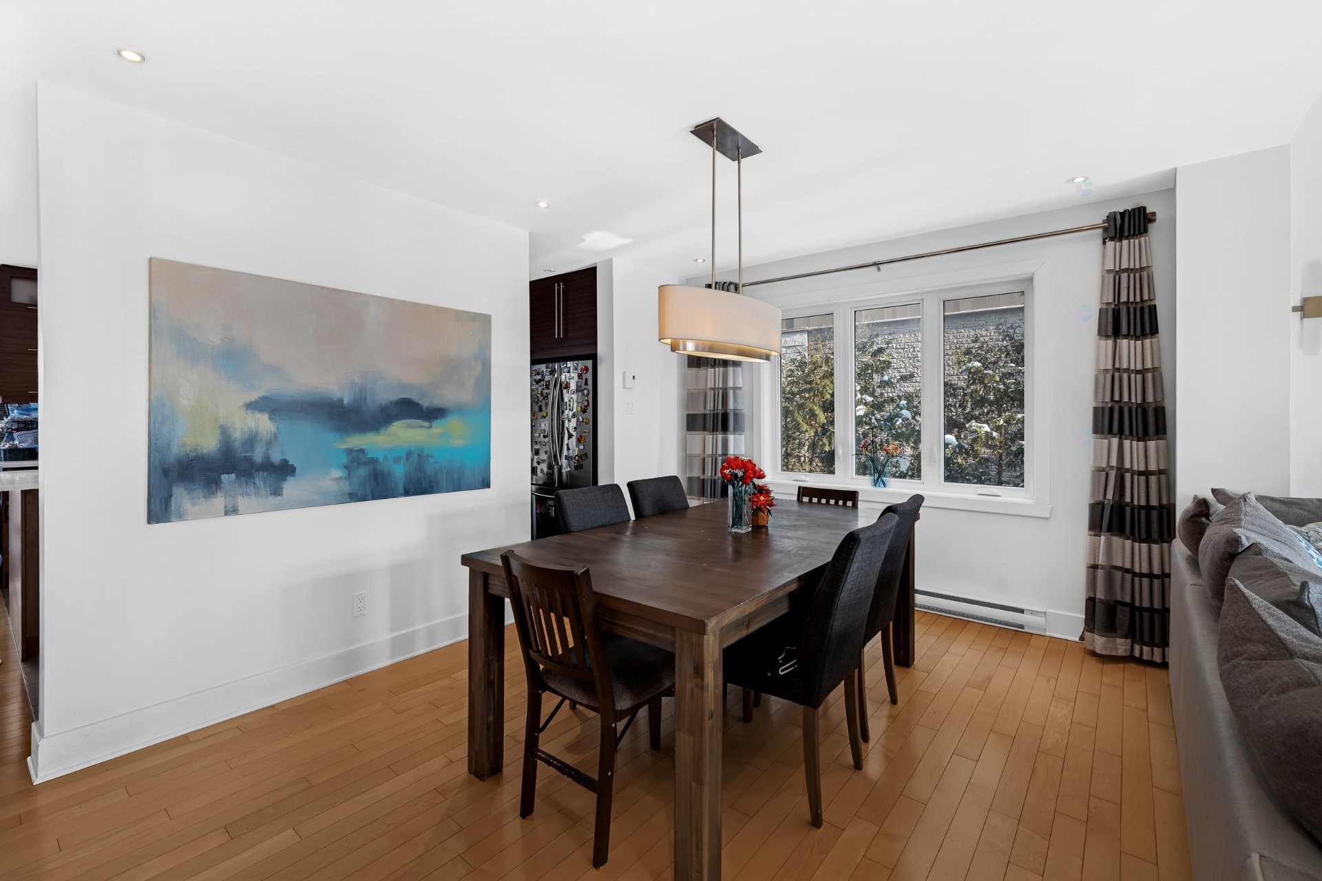 









3925


Rue Oslo

,
Brossard,




QC
J4Y2V5

