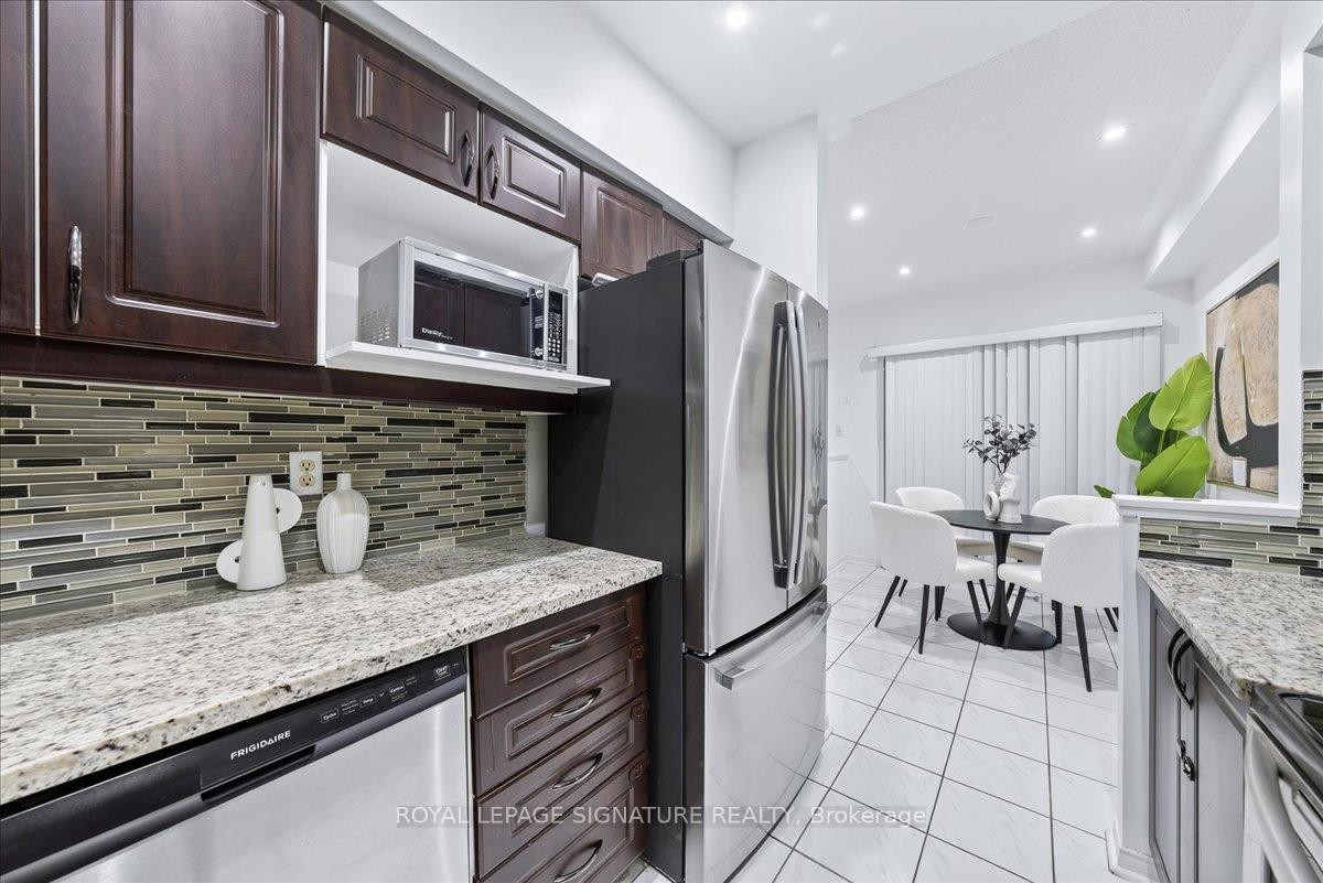 









735


New Westminster

Drive, 59,
Vaughan,




ON
L4J 7Y9

