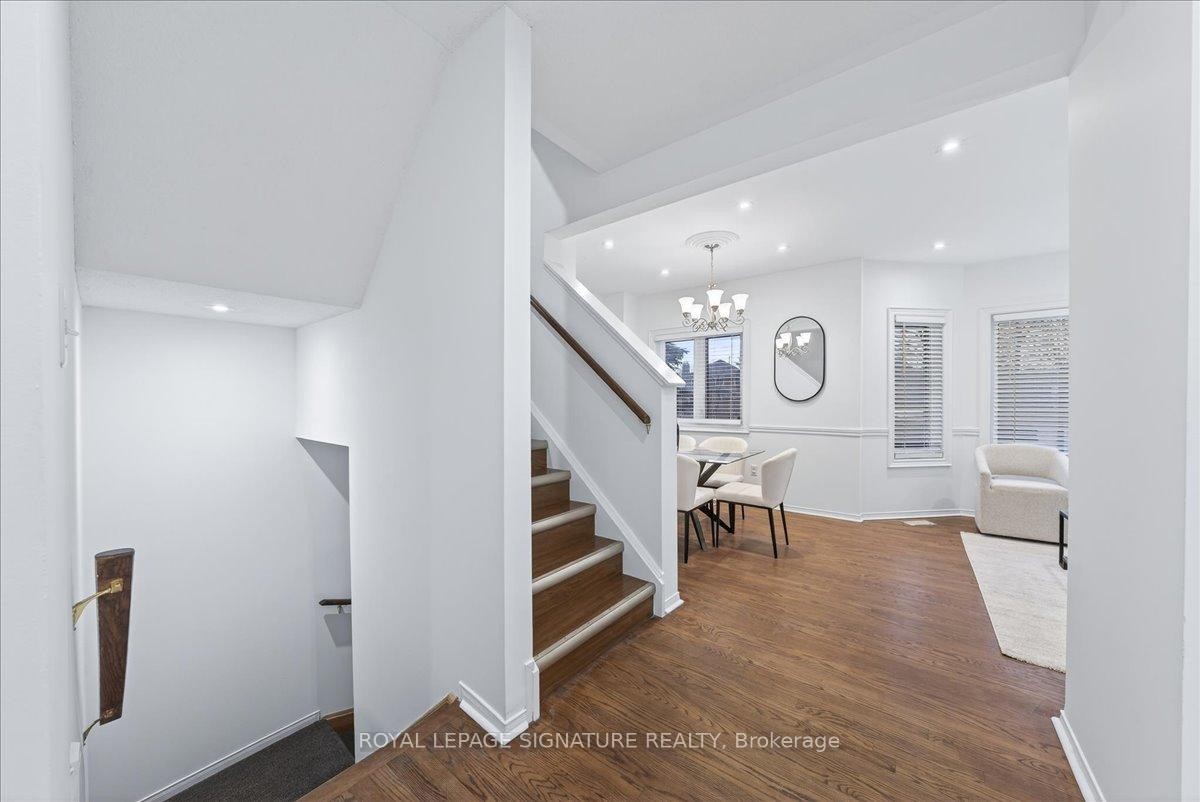 









735


New Westminster

Drive, 59,
Vaughan,




ON
L4J 7Y9

