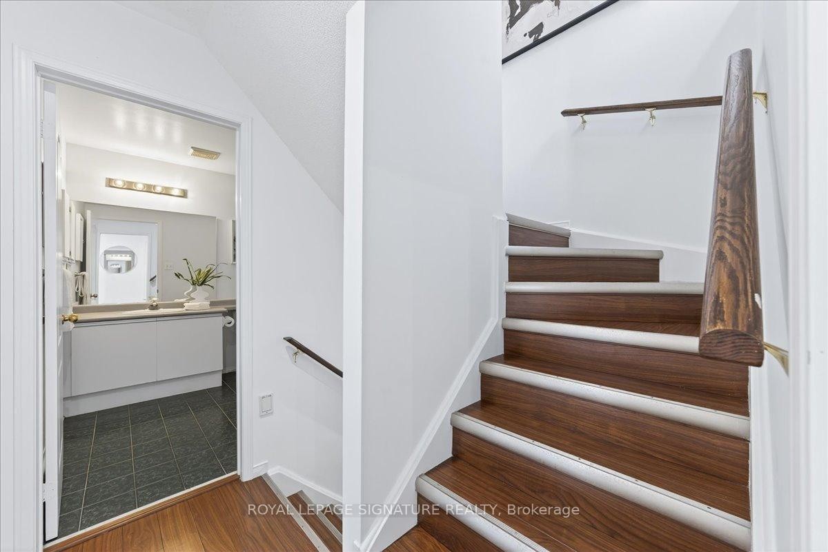 









735


New Westminster

Drive, 59,
Vaughan,




ON
L4J 7Y9

