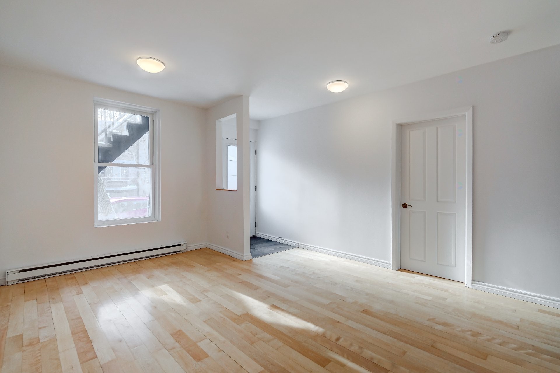 









5437

 - 5439


7e Avenue

,
Montréal (Rosemont/La Petite-Patrie),




QC
H1Y2N4

