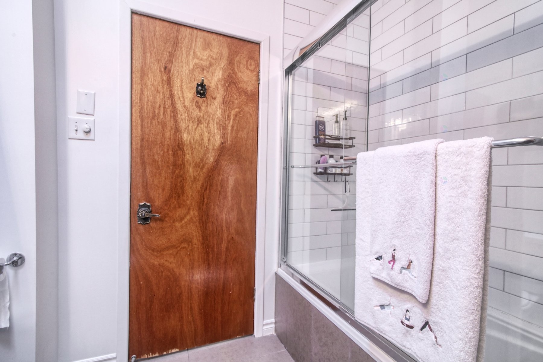 









5437

 - 5439


7e Avenue

,
Montréal (Rosemont/La Petite-Patrie),




QC
H1Y2N4

