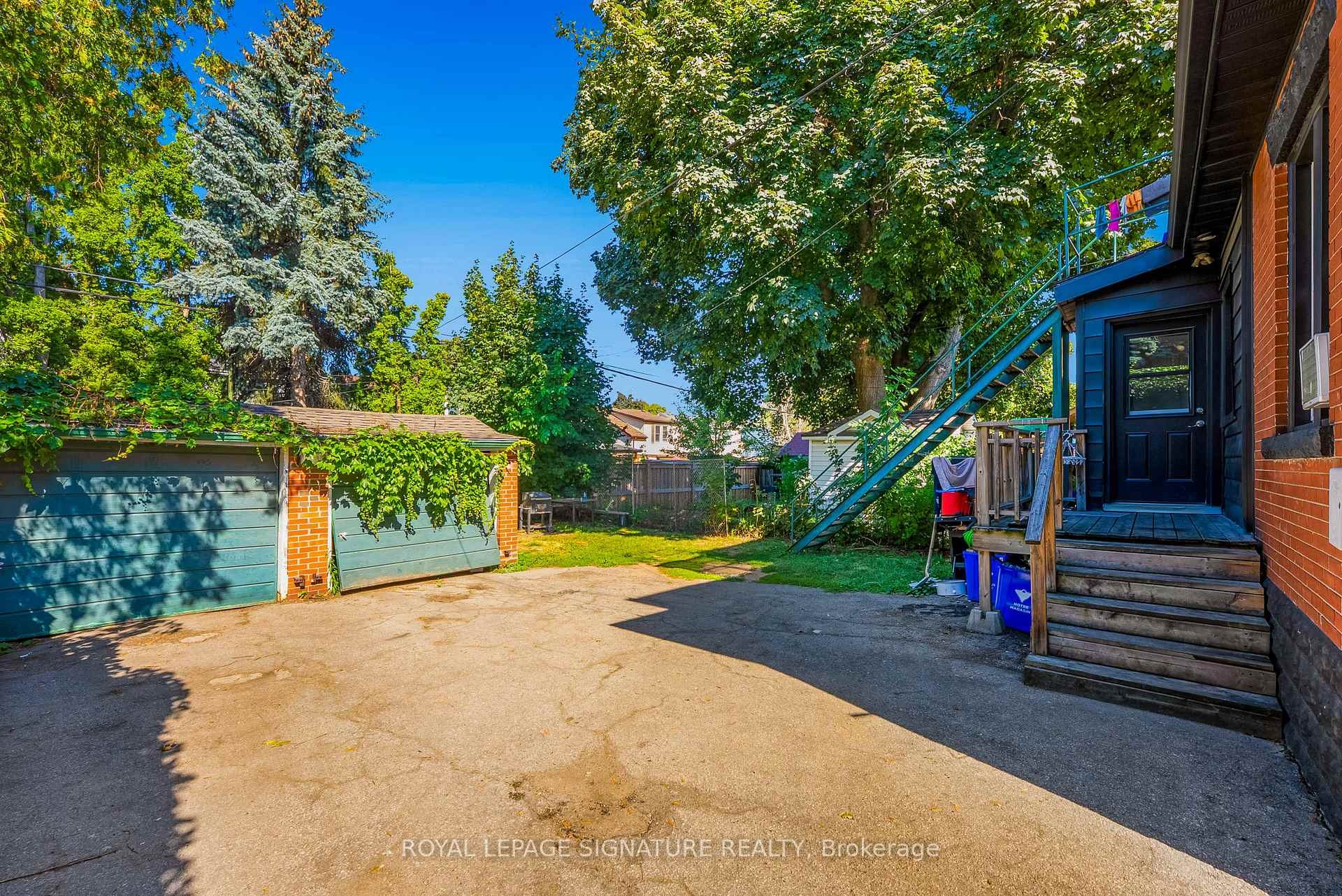 









74


Kenilworth

Avenue South,
Hamilton,




ON
L8K 2S9

