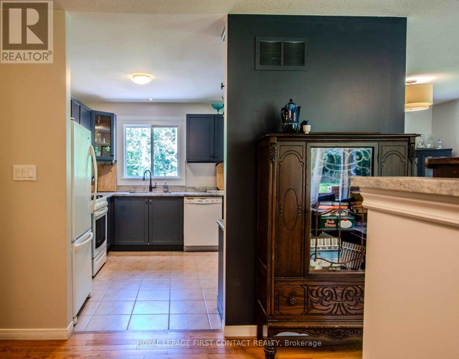 












5144 25TH SIDE ROAD

,
Essa,




Ontario
L0L2N0

