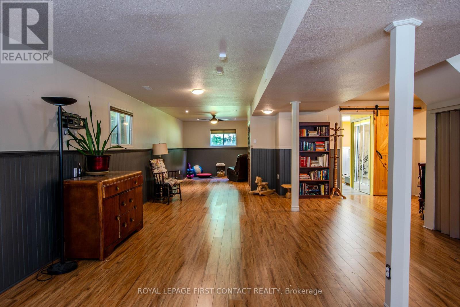 












5144 25TH SIDE ROAD

,
Essa,




Ontario
L0L2N0

