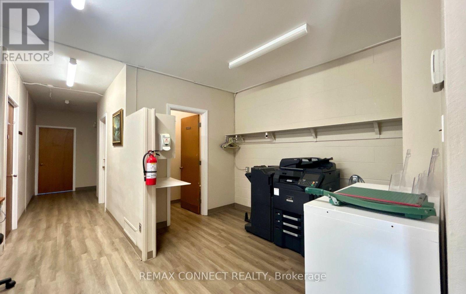 












LOWER&OFFICE - 676 SIMCOE STREET N

,
Oshawa,




Ontario
L1G4V7

