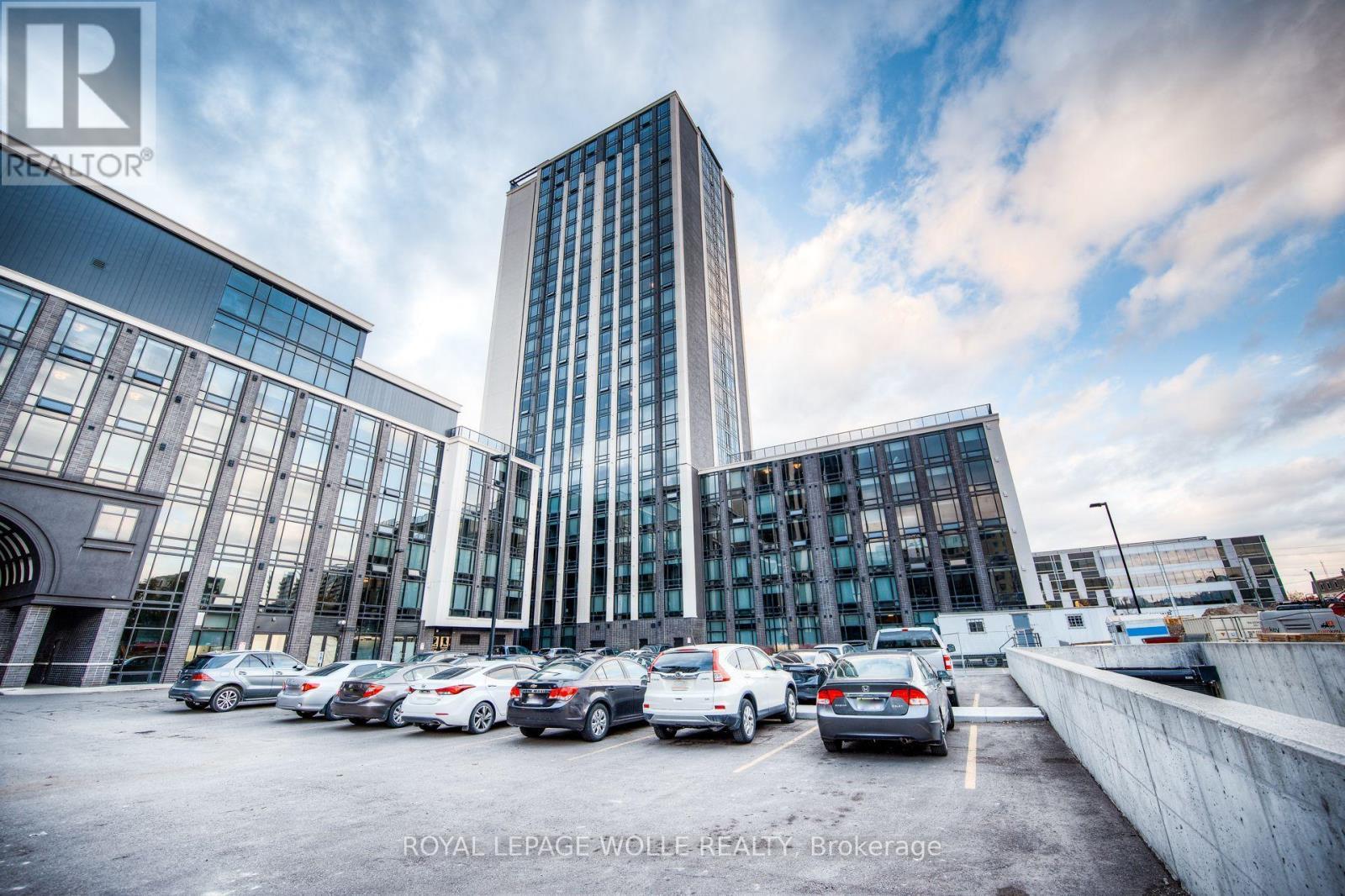 












S2007 - 330 PHILLIP STREET

,
Waterloo,




Ontario
N2L3W9

