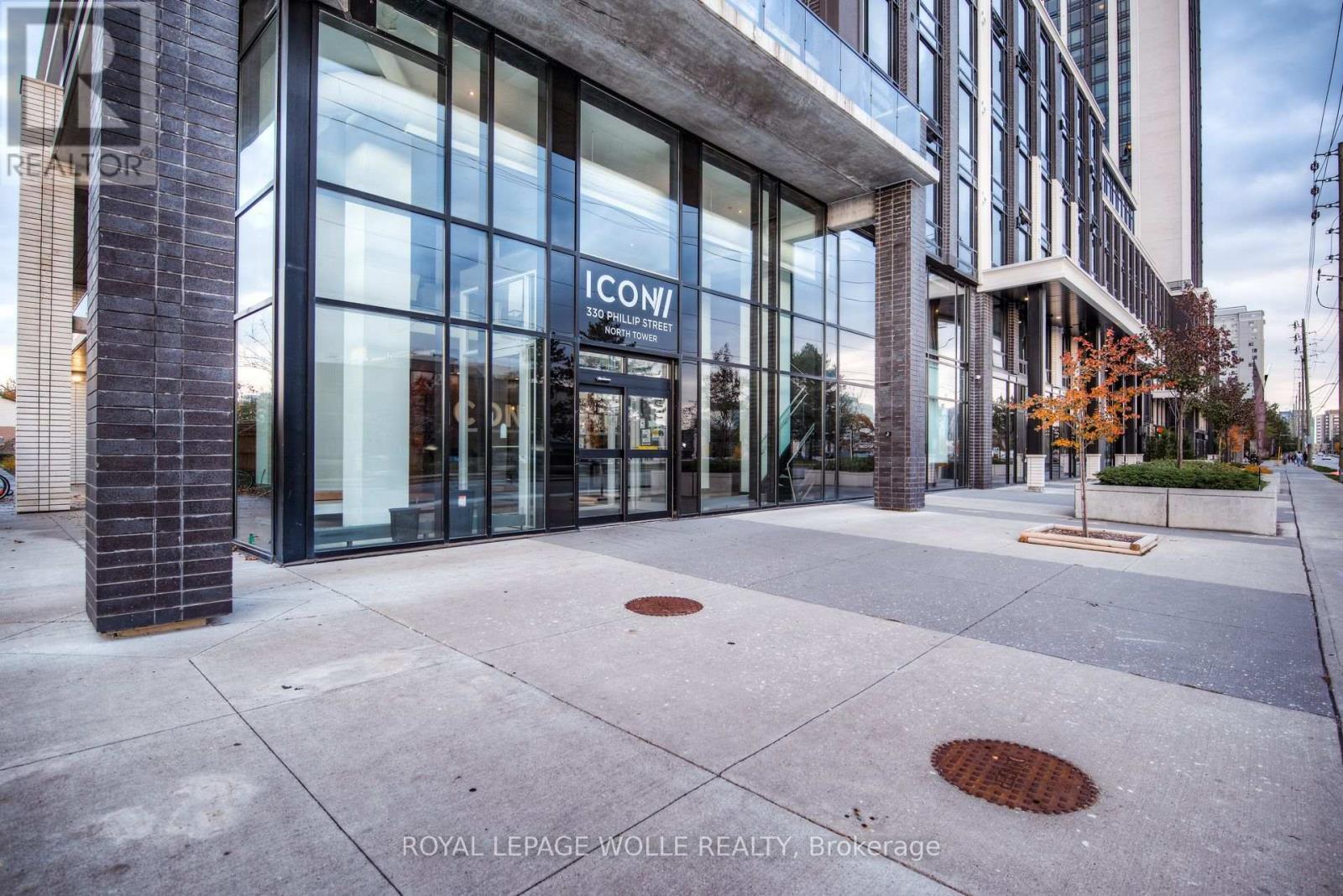 












S2007 - 330 PHILLIP STREET

,
Waterloo,




Ontario
N2L3W9

