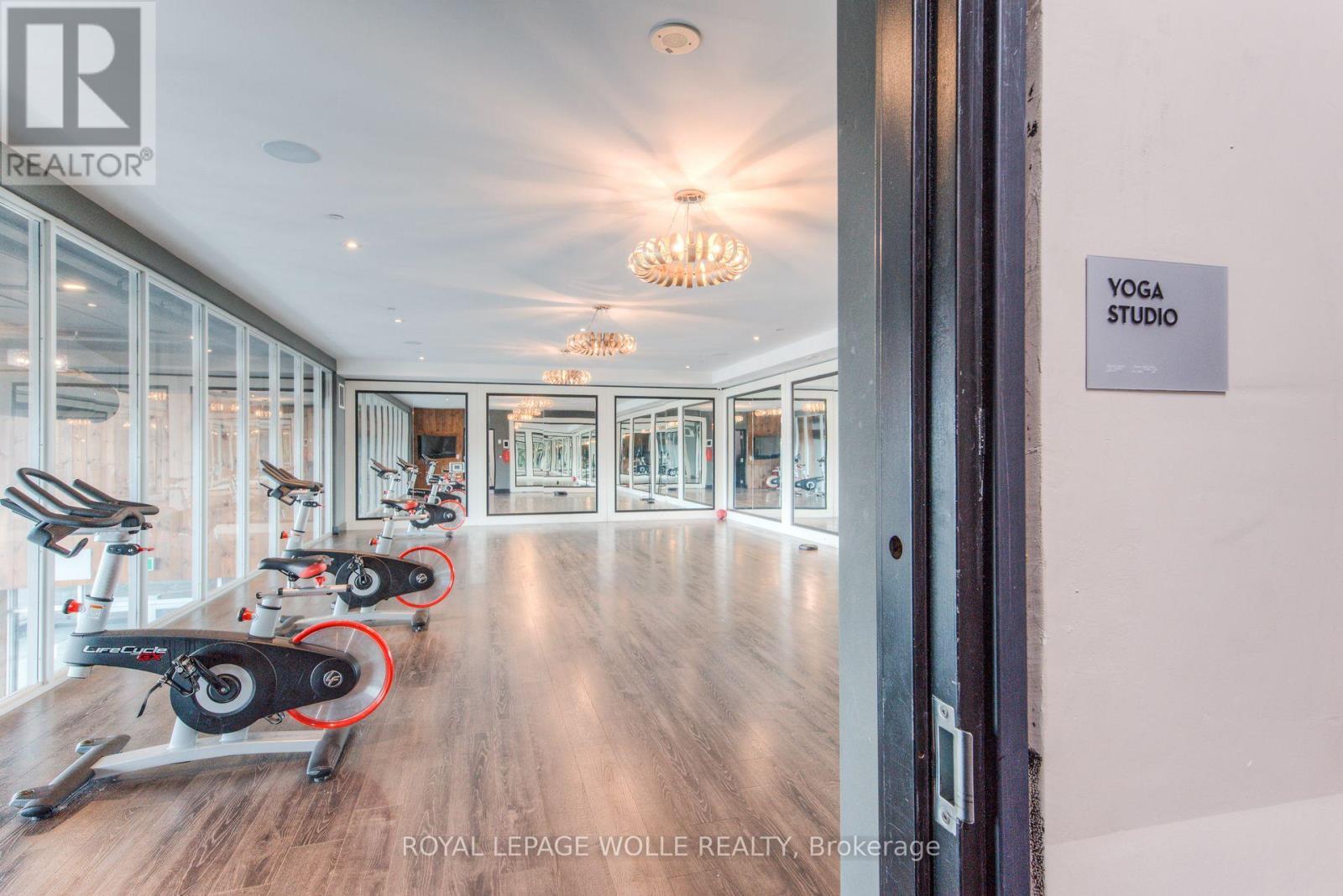 












S2007 - 330 PHILLIP STREET

,
Waterloo,




Ontario
N2L3W9

