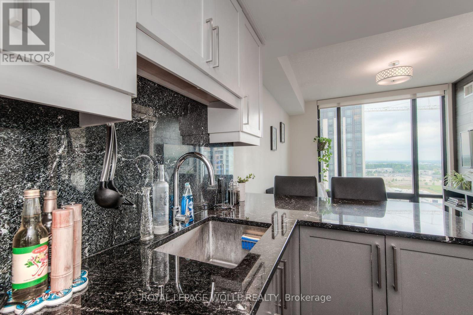 












S2007 - 330 PHILLIP STREET

,
Waterloo,




Ontario
N2L3W9

