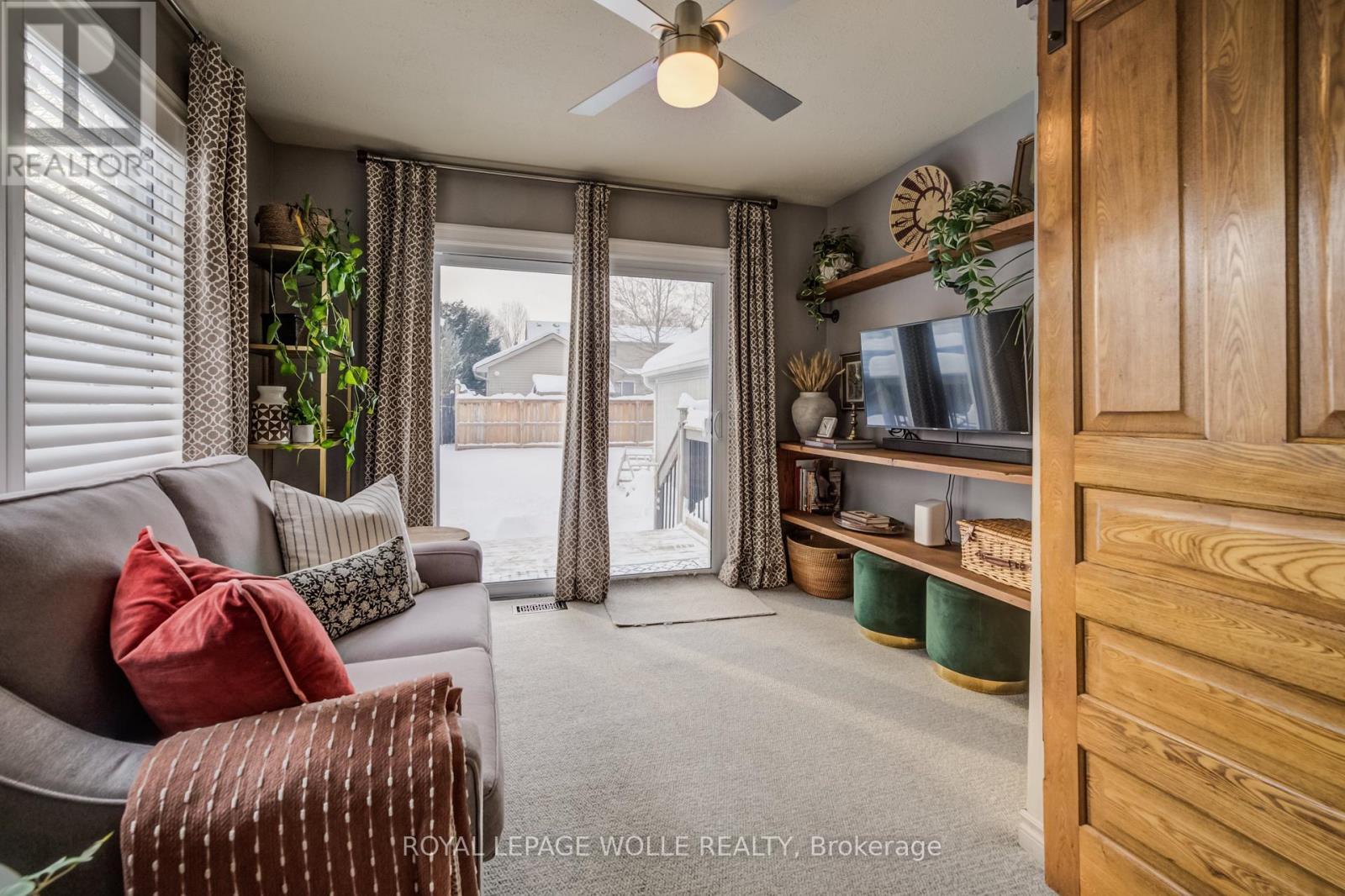 












8 LOWREY AVENUE S

,
Cambridge,




Ontario
N1R4Z1

