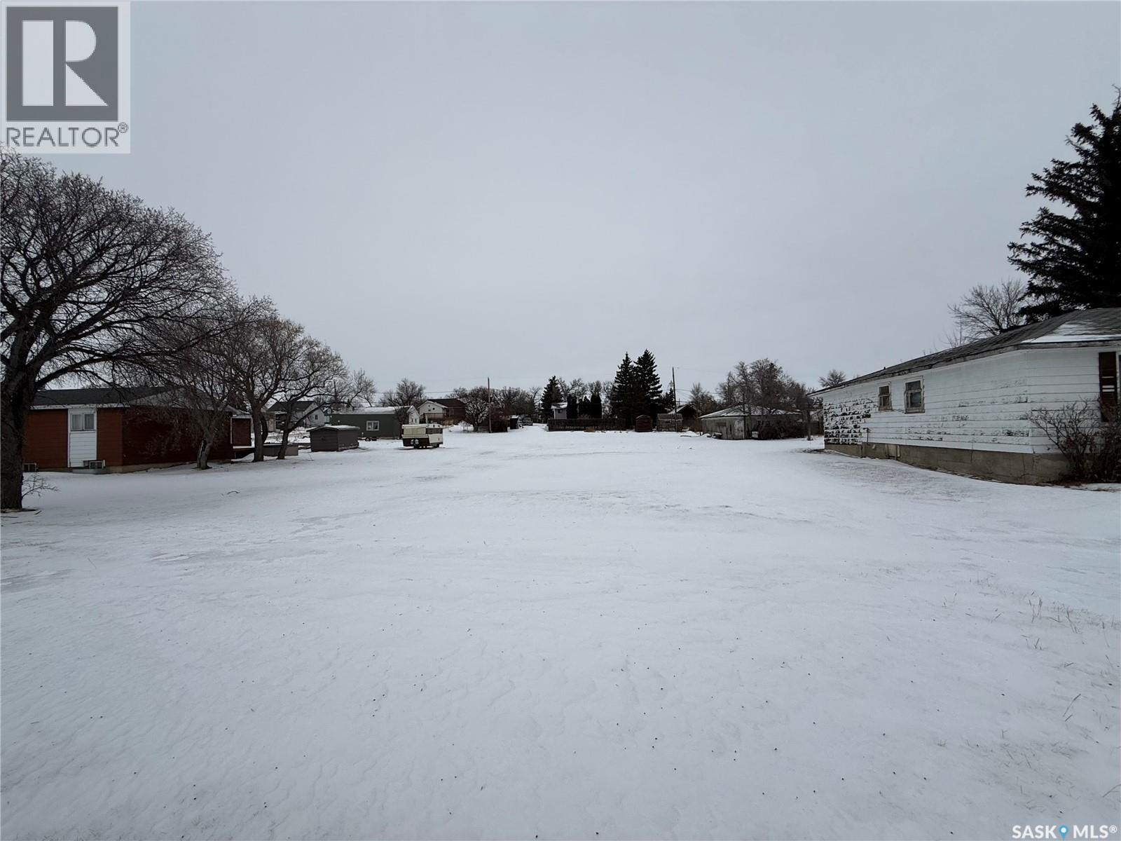 












129 7th AVENUE SW

,
Eston,







Saskatchewan
S0L1A0


