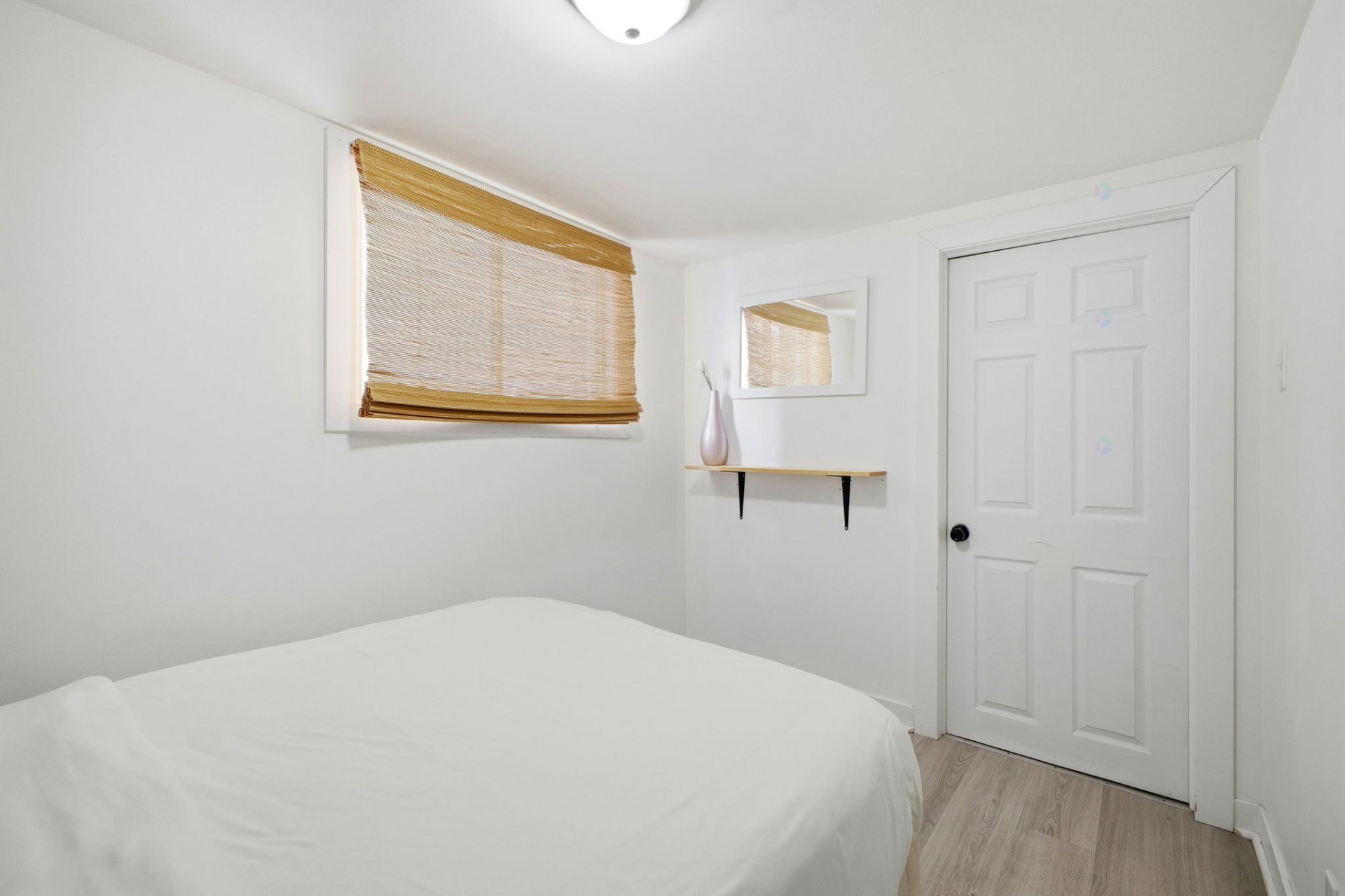 









212


Boul. des Allumettières

,
Gatineau (Hull),




QC
J8X1M7

