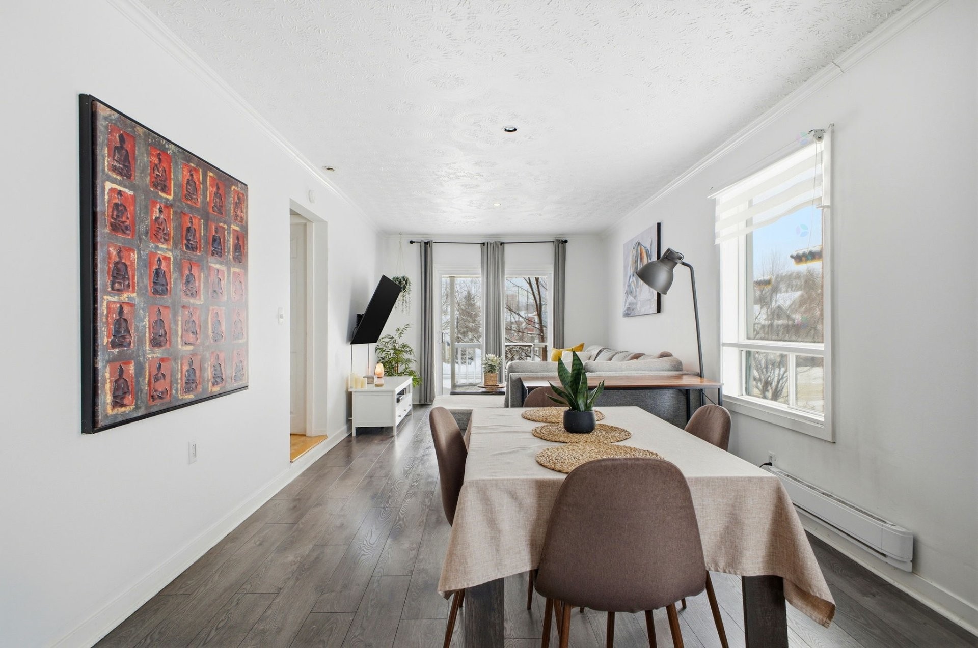 









212


Boul. des Allumettières

,
Gatineau (Hull),




QC
J8X1M7

