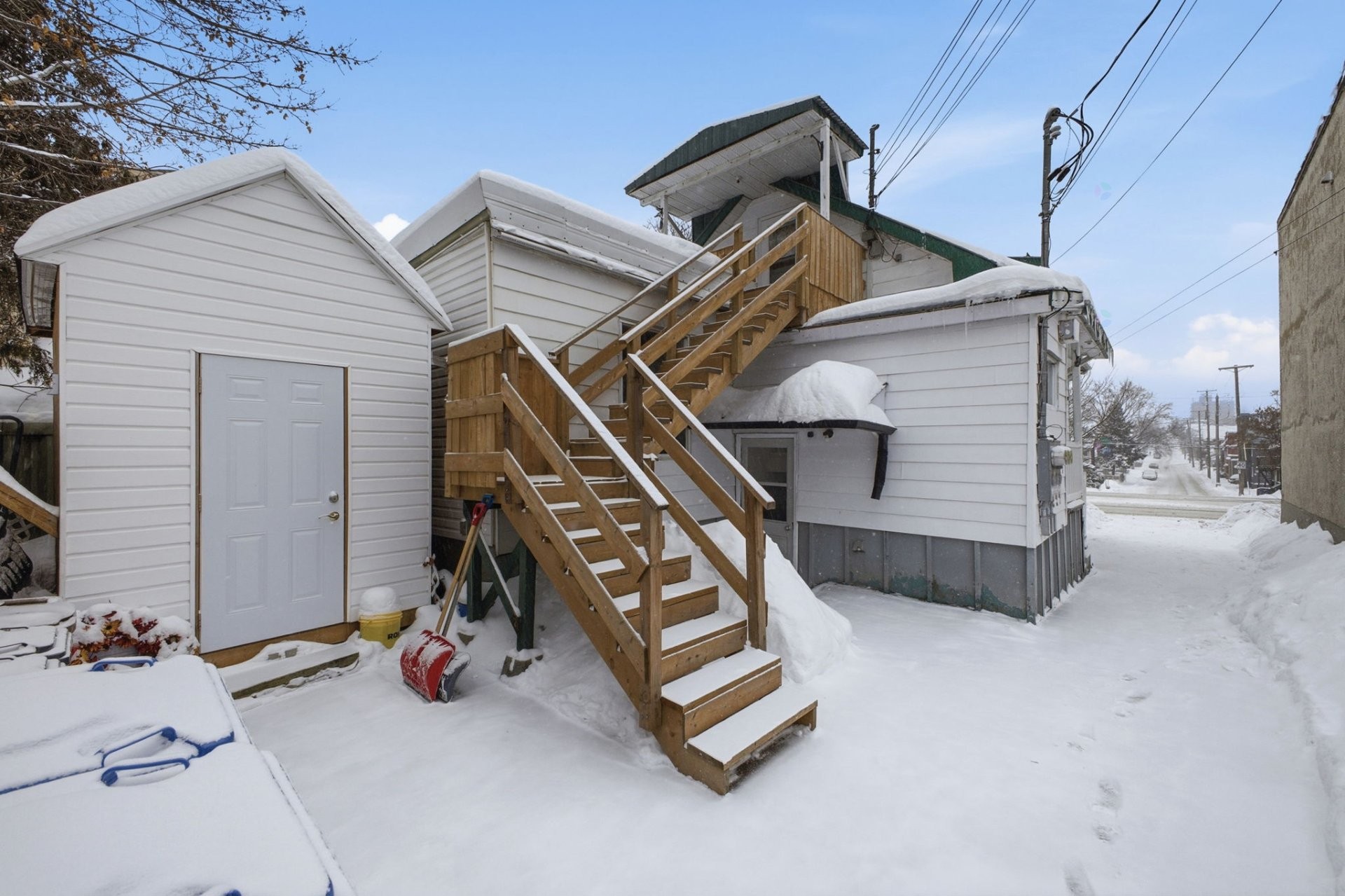 









212


Boul. des Allumettières

,
Gatineau (Hull),




QC
J8X1M7

