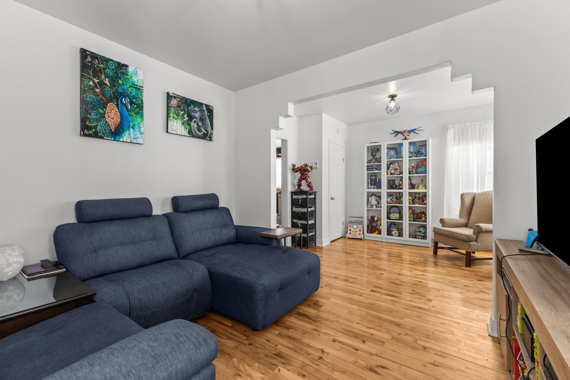 









184


Rue Jacques-Cartier S.

,
Saint-Jean-sur-Richelieu,




QC
J3B4H9

