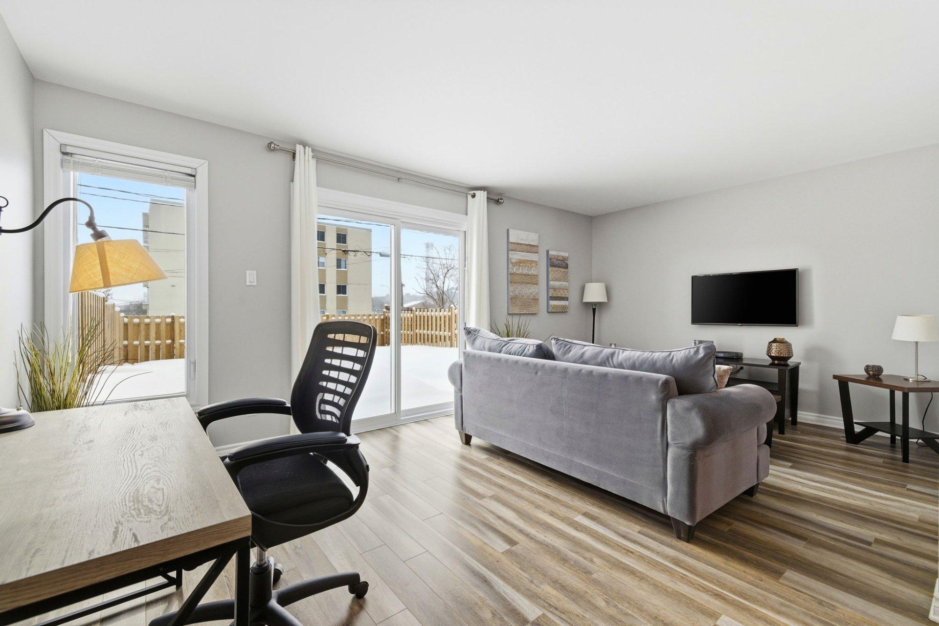 









442


Rue John-Egan

,
Gatineau (Aylmer),




QC
J9H3V7

