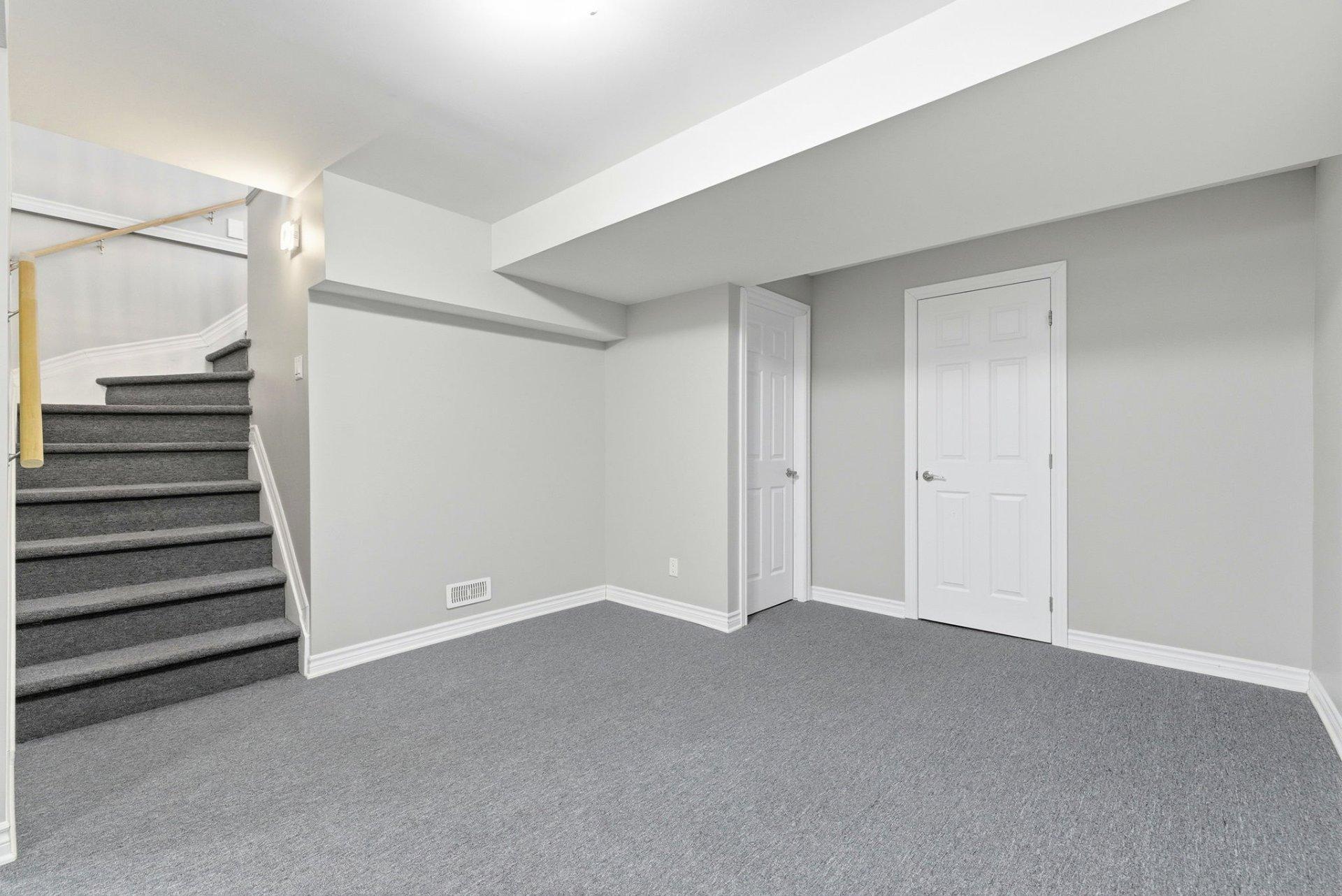 









442


Rue John-Egan

,
Gatineau (Aylmer),




QC
J9H3V7

