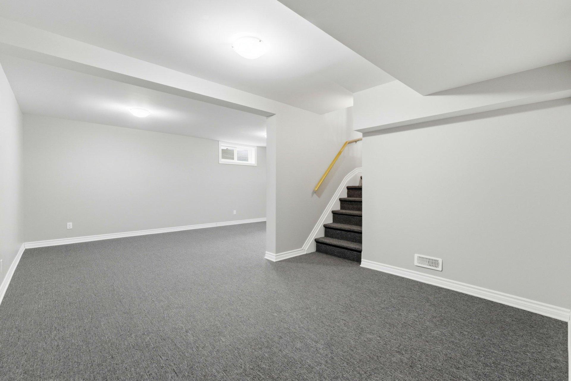 









442


Rue John-Egan

,
Gatineau (Aylmer),




QC
J9H3V7

