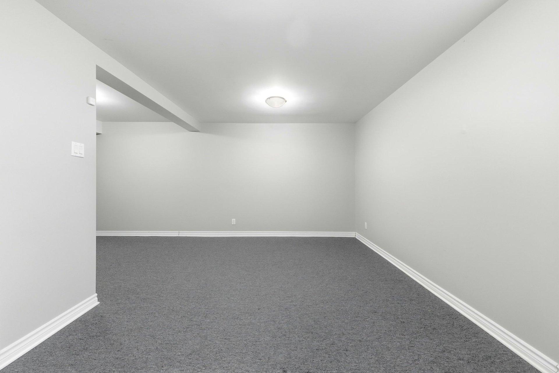 









442


Rue John-Egan

,
Gatineau (Aylmer),




QC
J9H3V7

