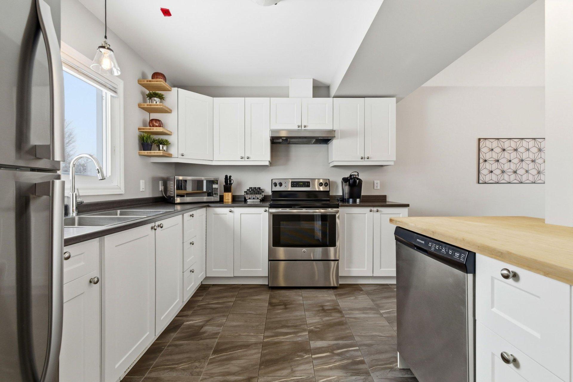 









442


Rue John-Egan

,
Gatineau (Aylmer),




QC
J9H3V7

