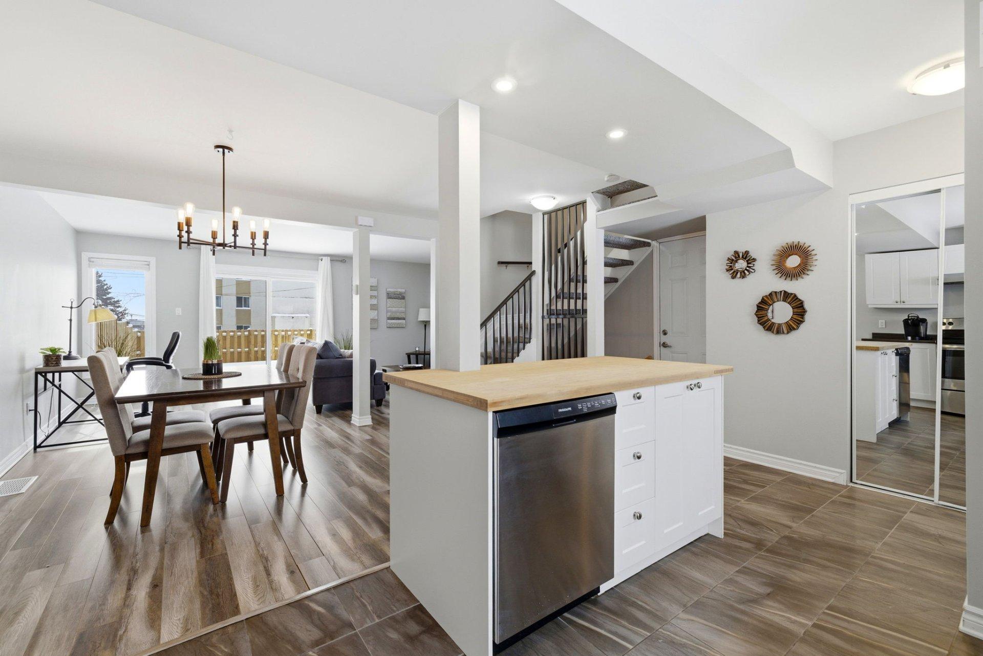 









442


Rue John-Egan

,
Gatineau (Aylmer),




QC
J9H3V7

