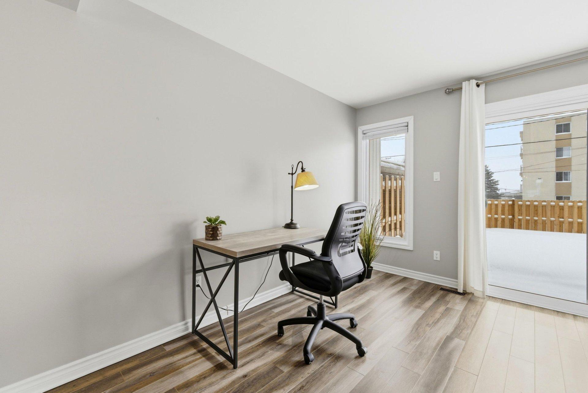 









442


Rue John-Egan

,
Gatineau (Aylmer),




QC
J9H3V7

