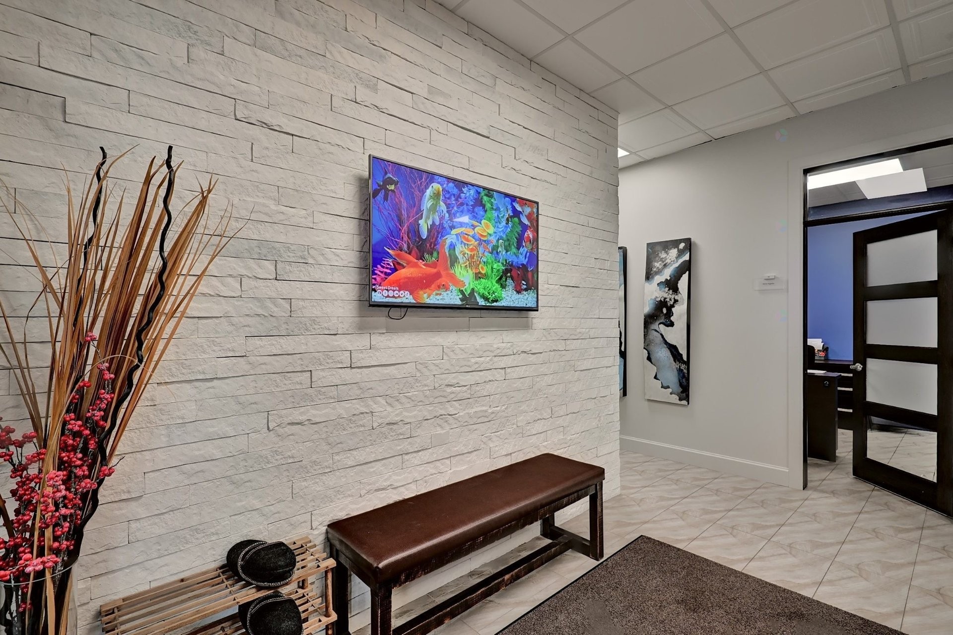 









2230


Rue King O.

,
Sherbrooke (Les Nations),




QC
J1J2E8

