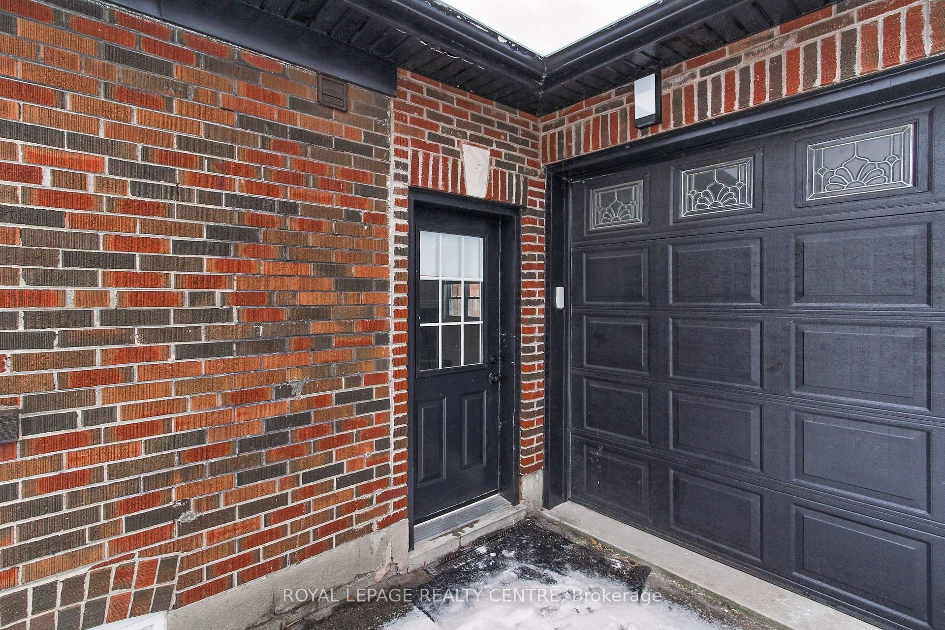 









2552


Whaley

Drive, Lower,
Mississauga,




ON
L5B 1X2

