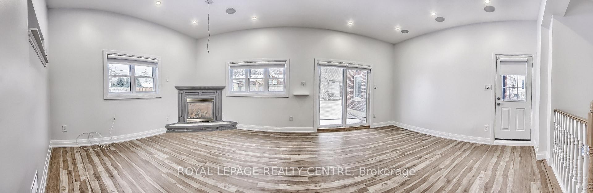 









2552


Whaley

Drive, Lower,
Mississauga,




ON
L5B 1X2

