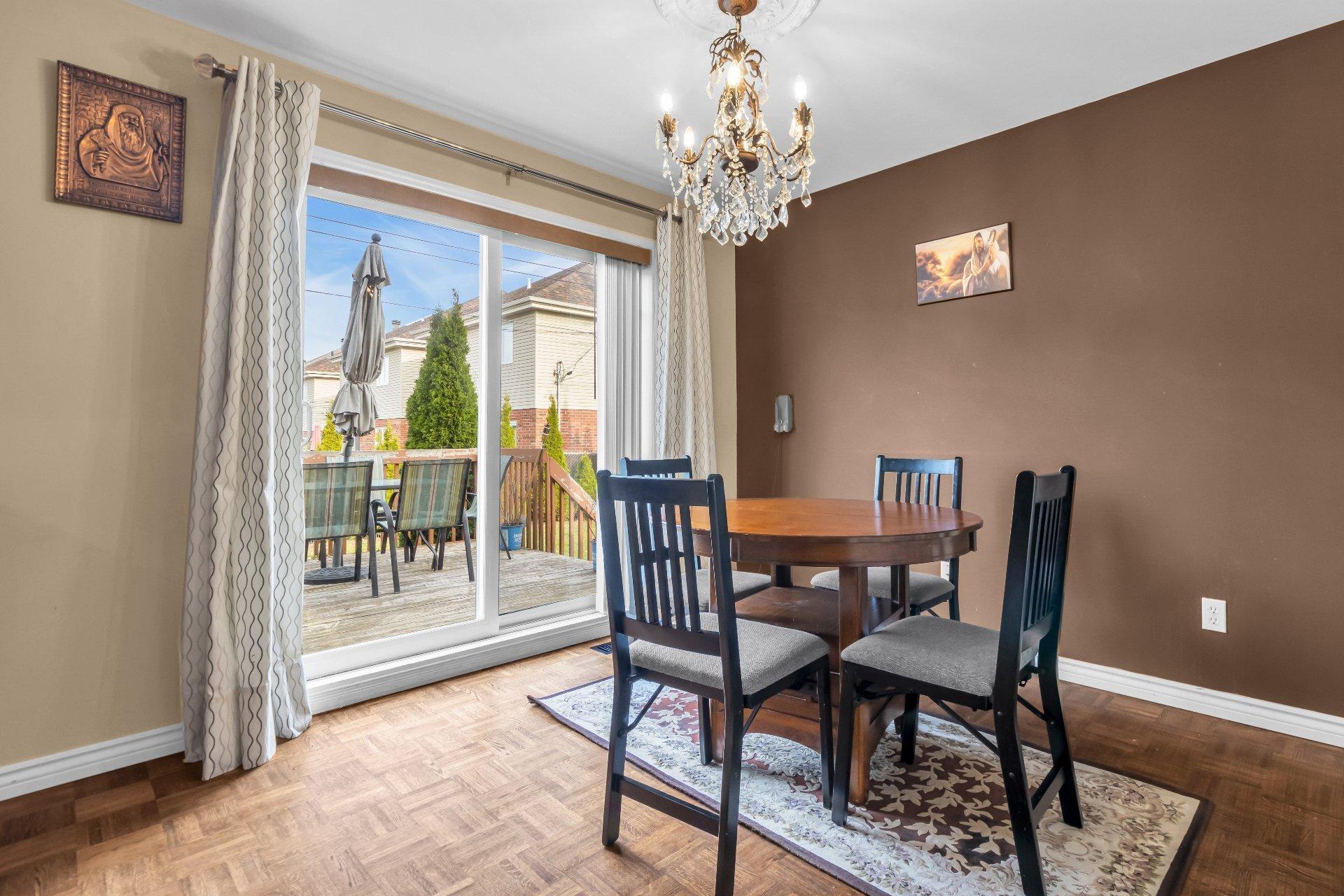 









4946


Rue Évariste-Chaurette

,
Montréal (Pierrefonds-Roxboro),




QC
H9J4E1

