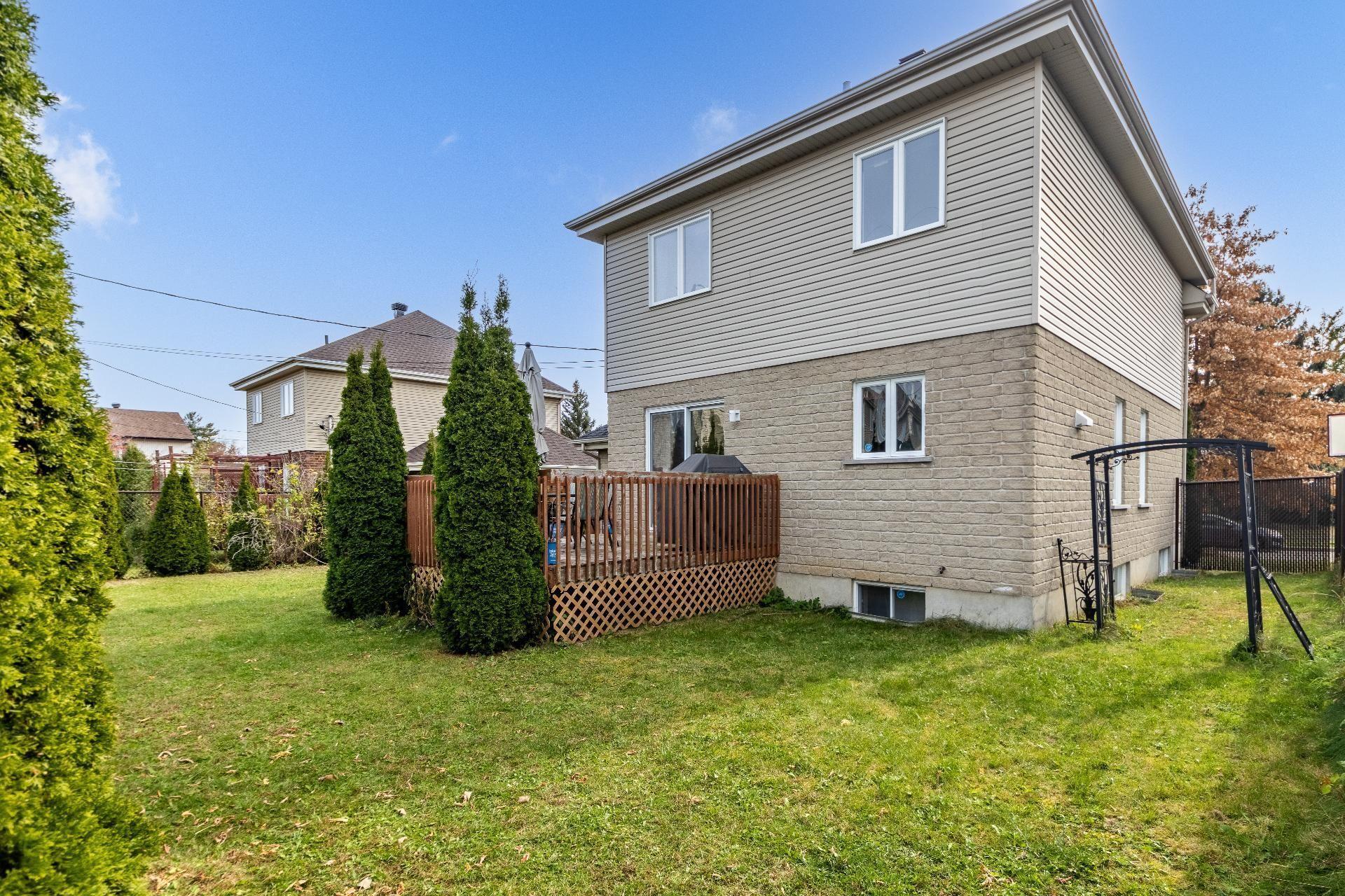 









4946


Rue Évariste-Chaurette

,
Montréal (Pierrefonds-Roxboro),




QC
H9J4E1

