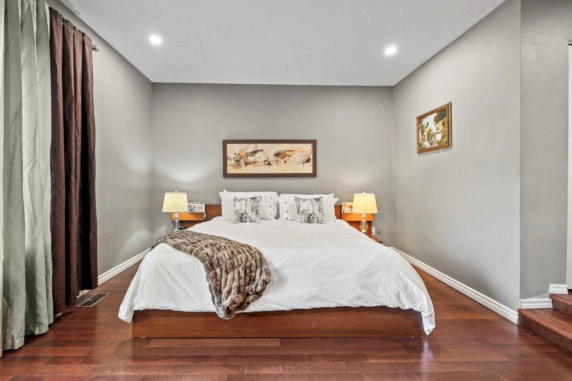 









8400


Boul. Pelletier

,
Brossard,




QC
J4X1N9

