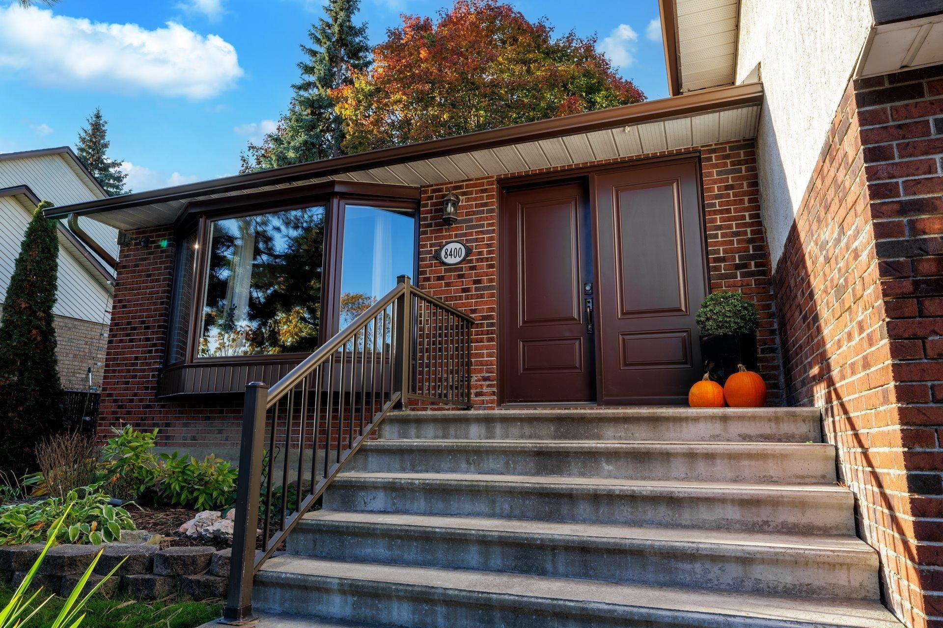 









8400


Boul. Pelletier

,
Brossard,




QC
J4X1N9

