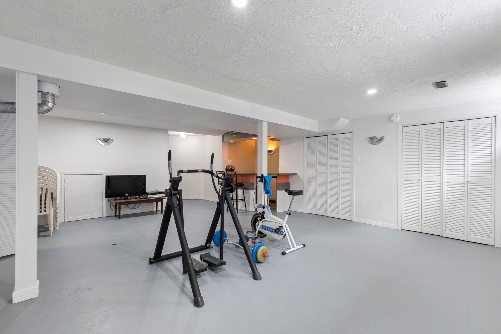 









8400


Boul. Pelletier

,
Brossard,




QC
J4X1N9

