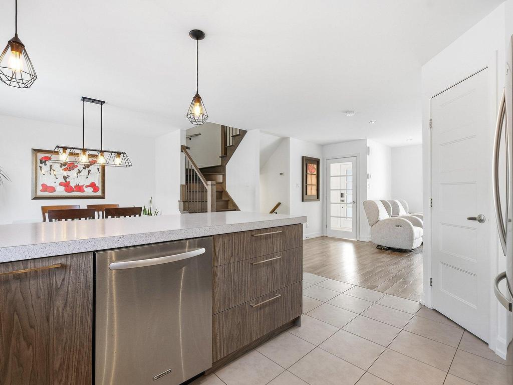 









4706


Rue des Ormes

,
Contrecoeur,




QC
J0L1C0

