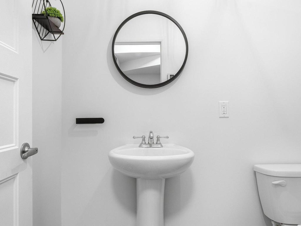 









4706


Rue des Ormes

,
Contrecoeur,




QC
J0L1C0

