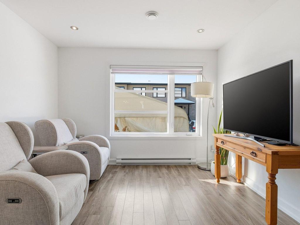 









4706


Rue des Ormes

,
Contrecoeur,




QC
J0L1C0

