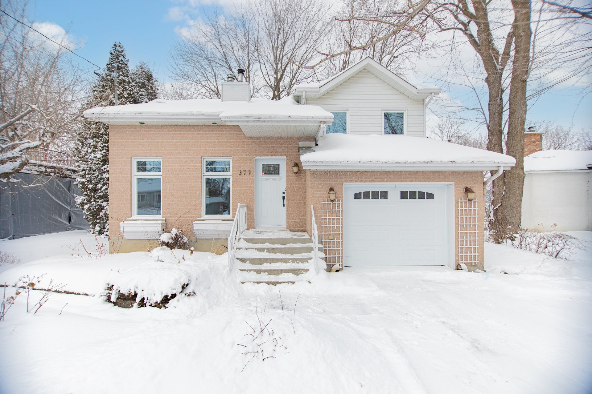 









377


Route Marie-Victorin

,
Verchères,




QC
J0L2R0

