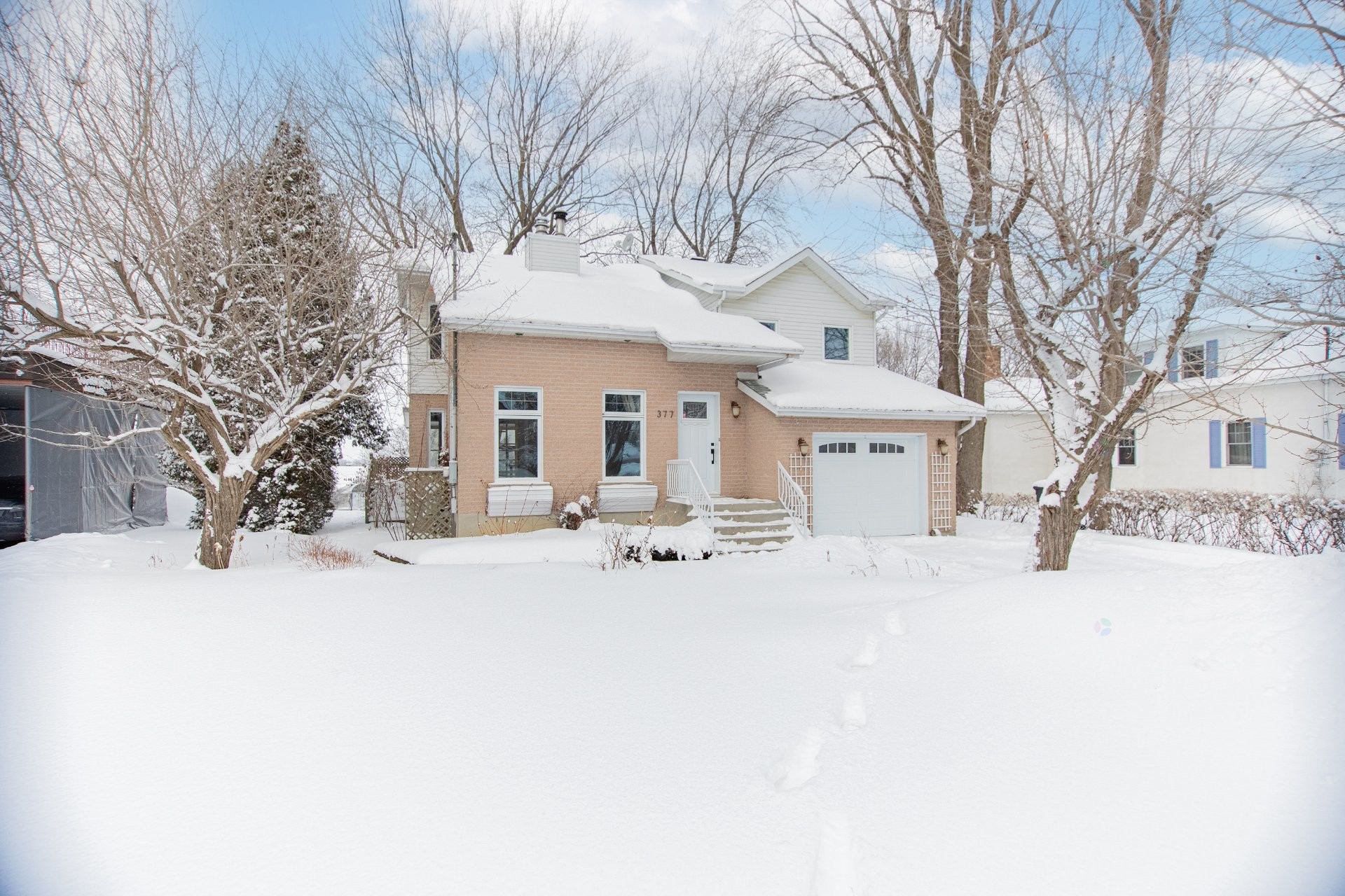 









377


Route Marie-Victorin

,
Verchères,




QC
J0L2R0

