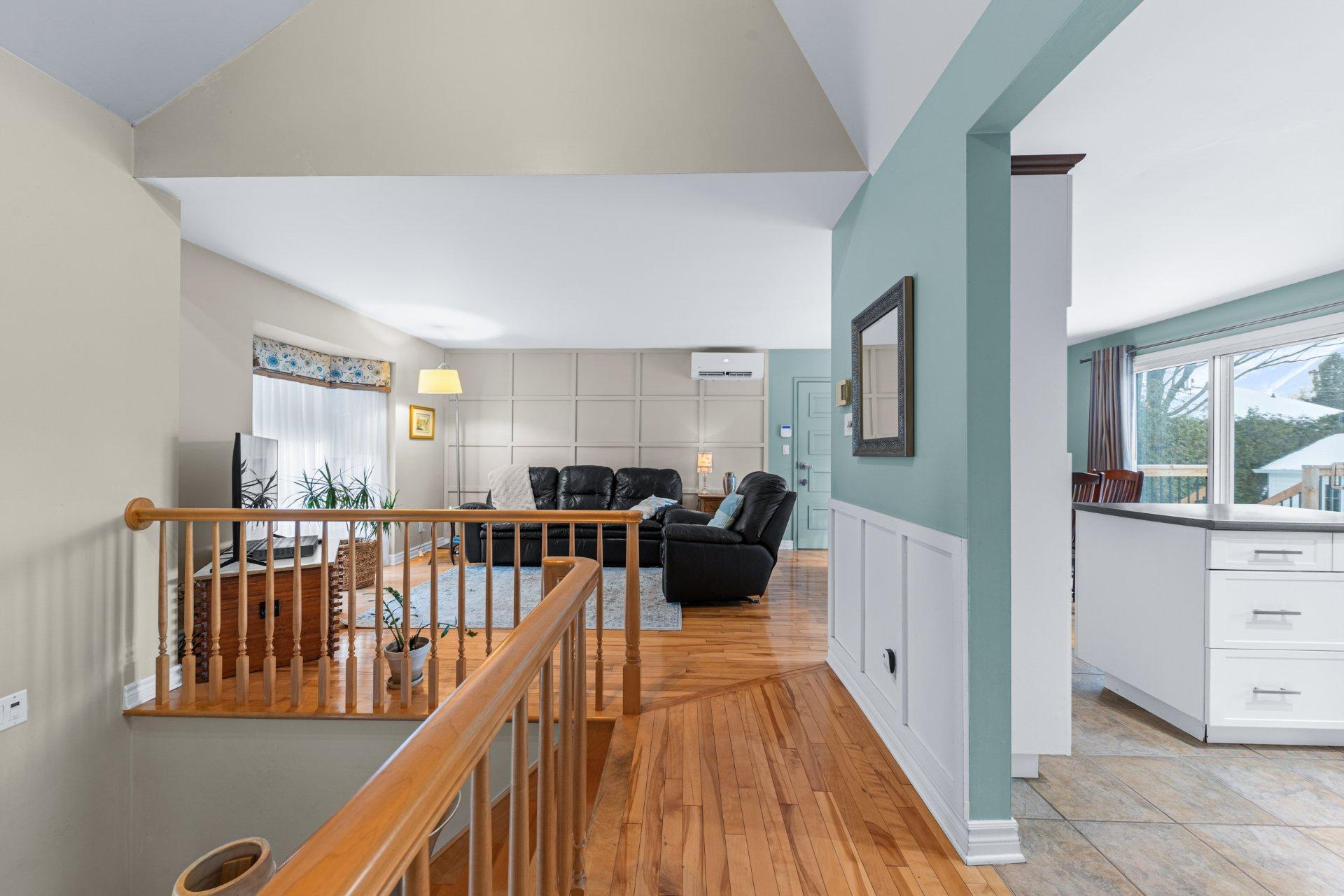 









223


Rue Laurin

,
Napierville,




QC
J0J1L0

