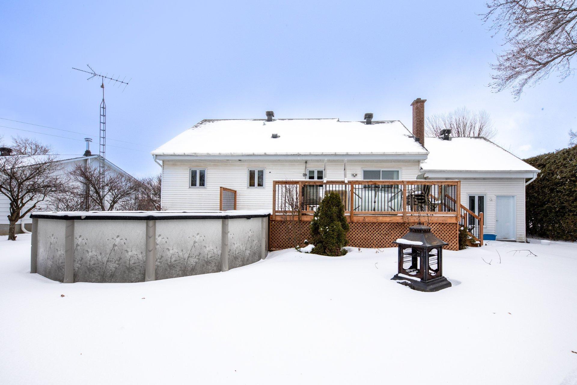 









223


Rue Laurin

,
Napierville,




QC
J0J1L0

