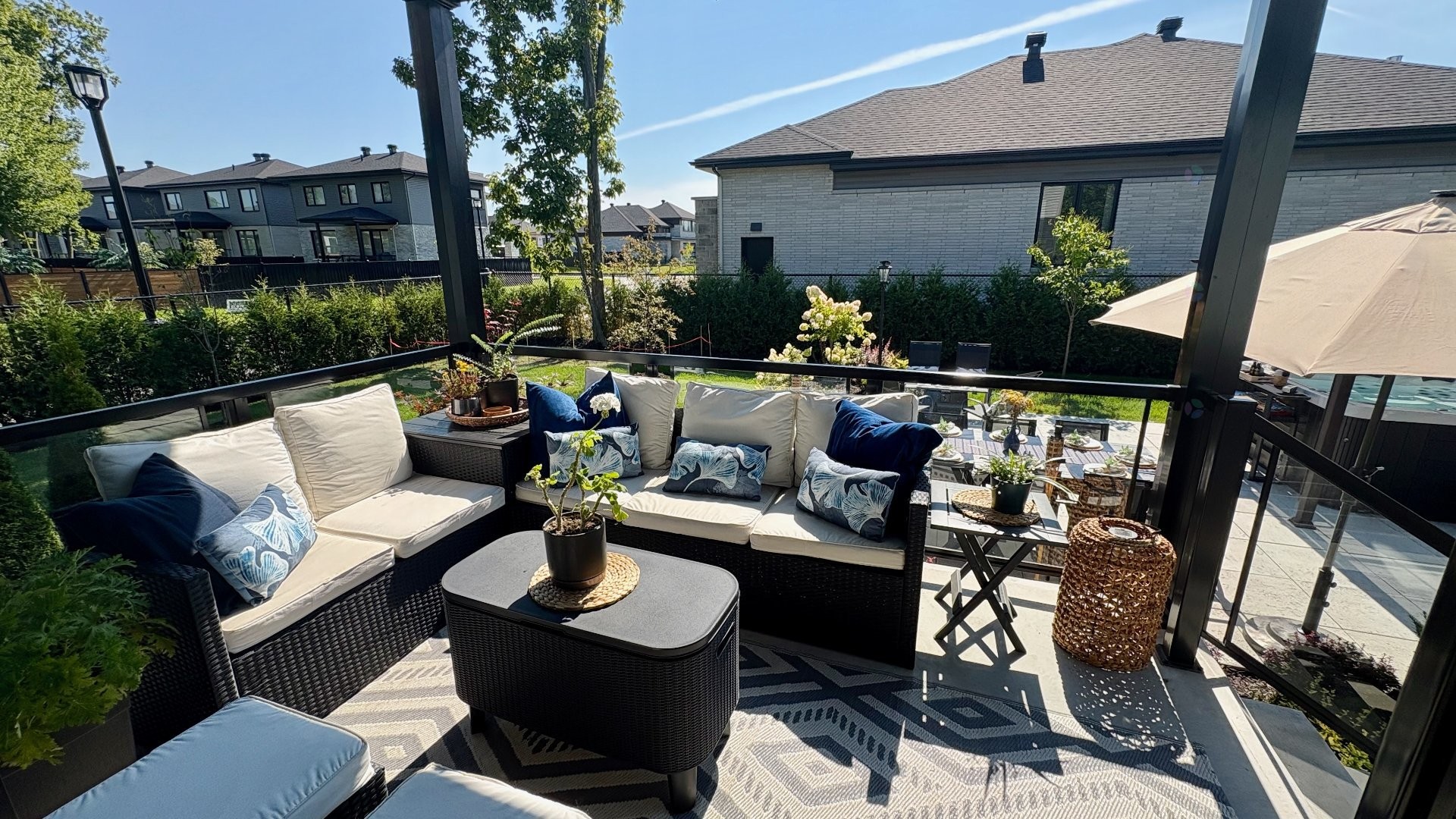 









744


Rue Paul-Doyon

,
Boucherville,




QC
J4B8R7

