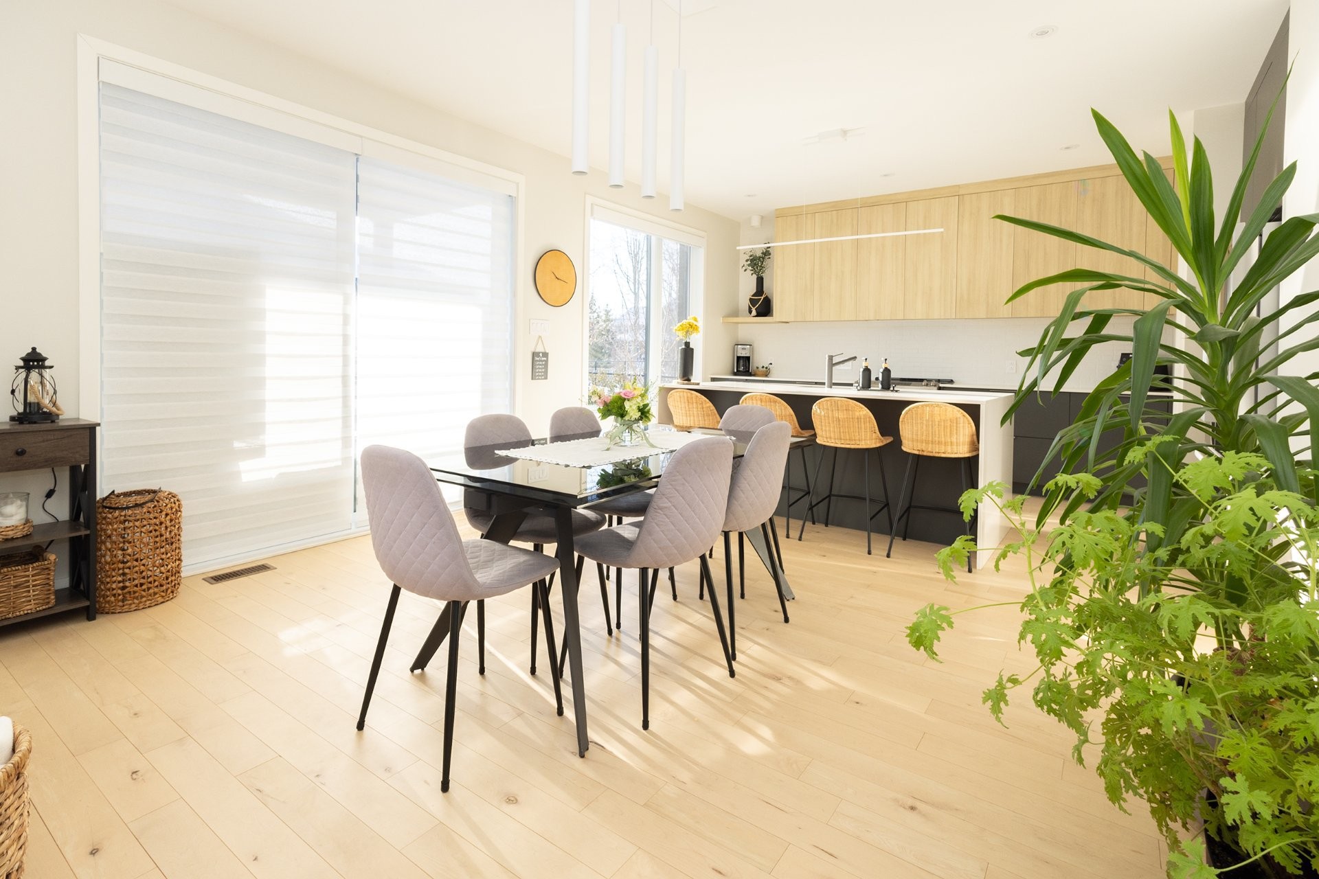 









744


Rue Paul-Doyon

,
Boucherville,




QC
J4B8R7

