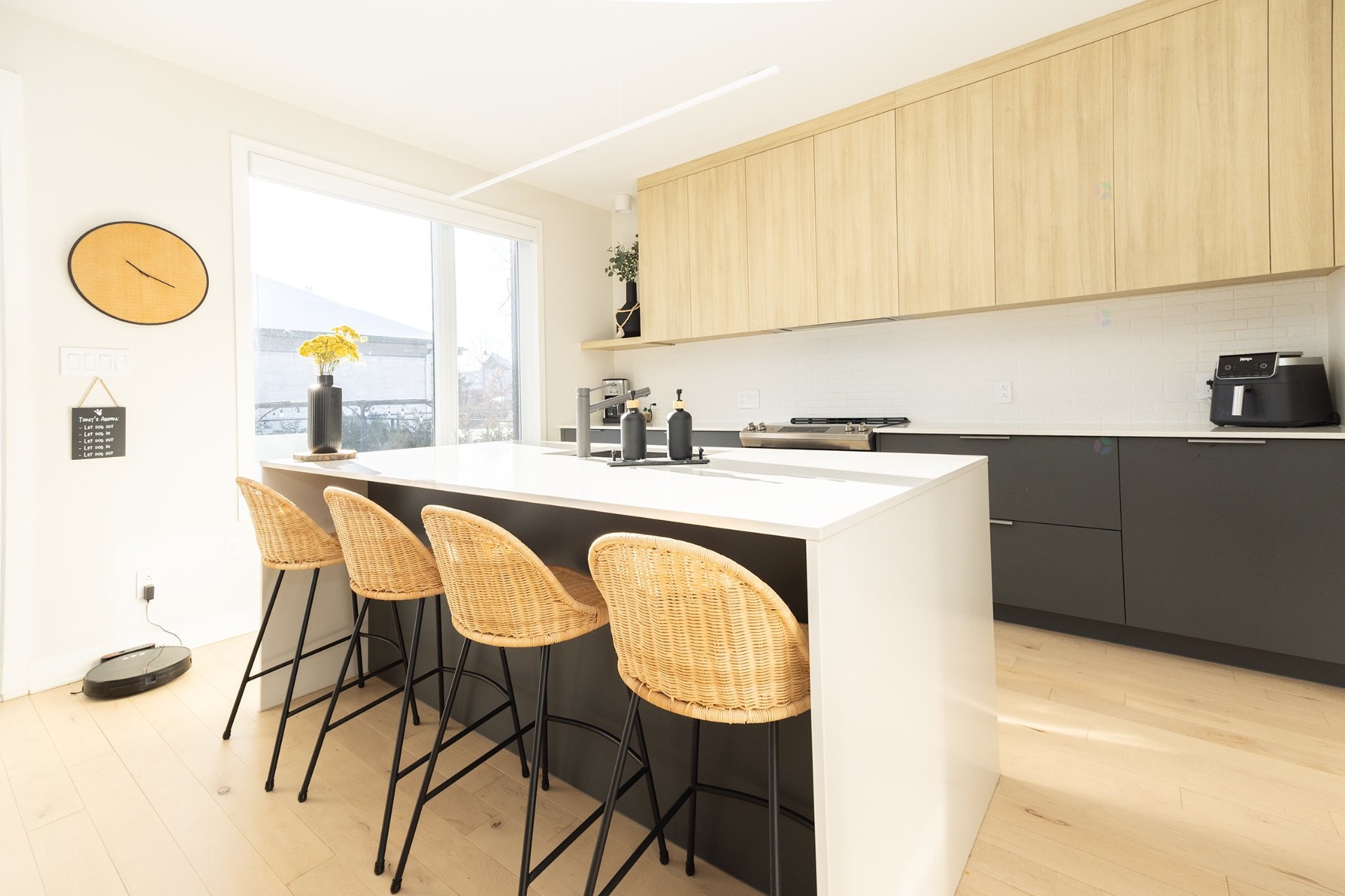 









744


Rue Paul-Doyon

,
Boucherville,




QC
J4B8R7

